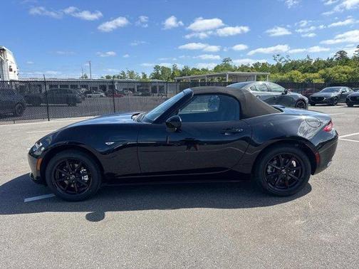 2025 Mazda MX-5 Miata Sport