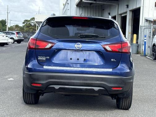 Caspian Blue 2018 Nissan Rogue Sport SL