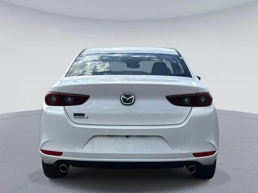 Snowflake White Pearl 2026 Mazda Mazda3 2.5 S