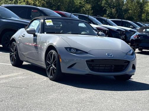 Aero Gray Metallic 2026 Mazda MX-5 Miata Grand Touring