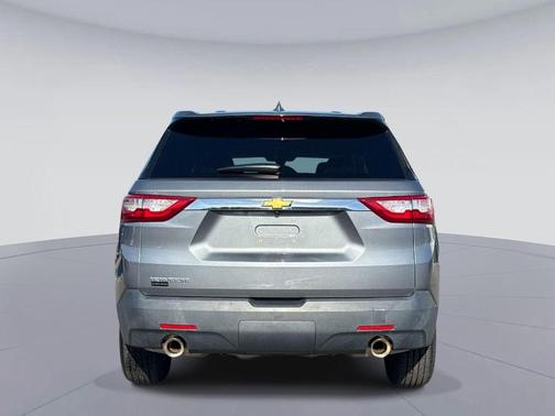 Satin Steel Metallic 2019 Chevrolet Traverse LS