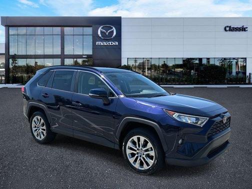 2020 Toyota RAV4 XLE Premium
