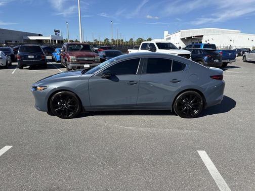 2024 Mazda Mazda3 2.5 S Carbon Edition
