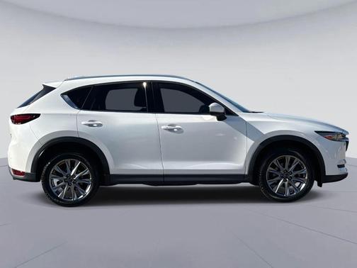 2019 Mazda CX-5 Signature