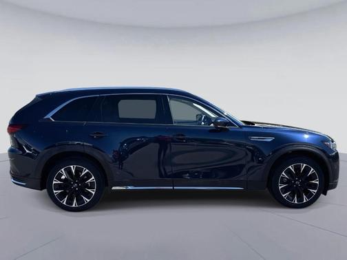 2024 Mazda CX-90 PHEV Premium Plus