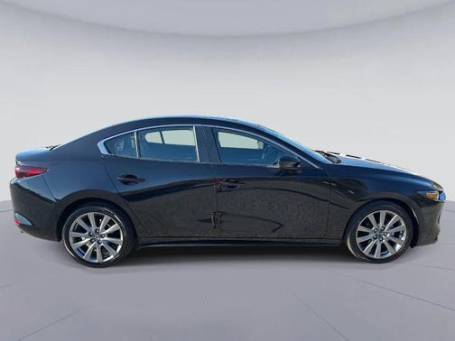 2025 Mazda Mazda3 FWD w/Preferred Package