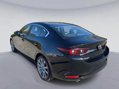 2025 Mazda Mazda3 FWD w/Preferred Package