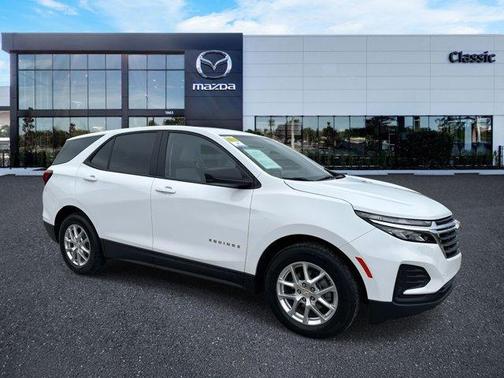 2022 Chevrolet Equinox LS
