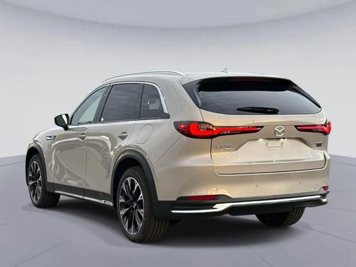 2026 Mazda CX-90 PHEV Premium Plus