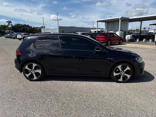 2016 Volkswagen Golf GTI S