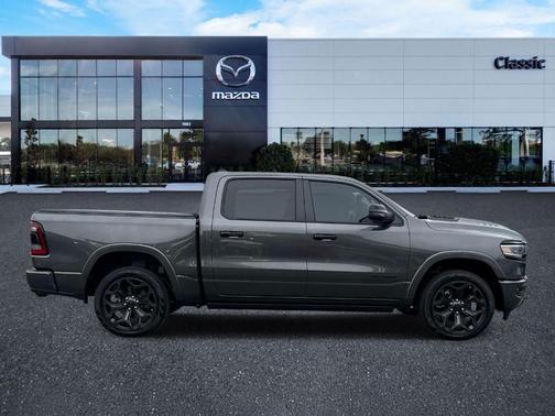 Granite Crystal Clearcoat Metallic 2024 RAM 1500 Limited