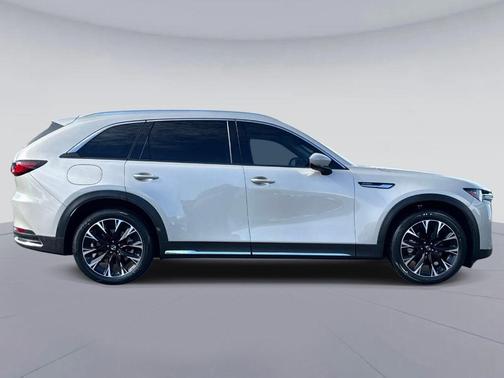 Platinum Quartz Metallic 2024 Mazda CX-90 PHEV Premium Plus