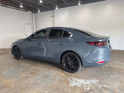 2023 Mazda Mazda3 2.5 S Carbon Edition