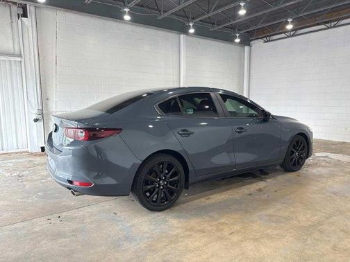 2023 Mazda Mazda3 2.5 S Carbon Edition