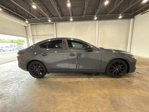 2023 Mazda Mazda3 2.5 S Carbon Edition