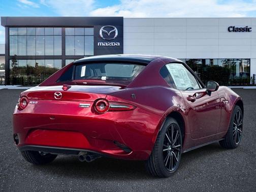 Soul Red Crystal Metallic 2026 Mazda MX-5 Miata Grand Touring