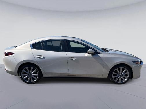 2025 Mazda Mazda3 FWD w/Preferred Package