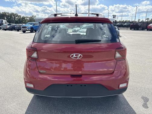 2023 Hyundai VENUE Limited