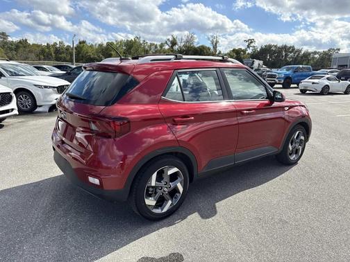 2023 Hyundai VENUE Limited