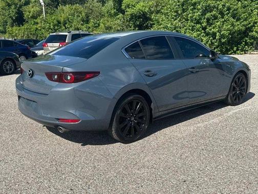 2022 Mazda Mazda3 Carbon Edition