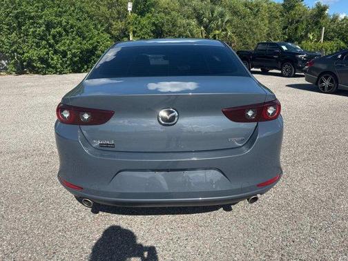 2022 Mazda Mazda3 Carbon Edition