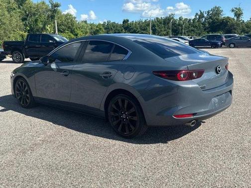 2022 Mazda Mazda3 Carbon Edition