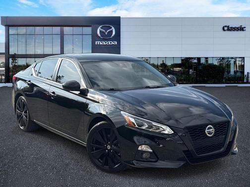 2022 Nissan Altima 2.5 SR