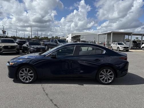 2021 Mazda Mazda3 FWD w/Preferred Package
