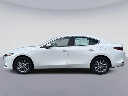 Snowflake White Pearl 2026 Mazda Mazda3 2.5 S