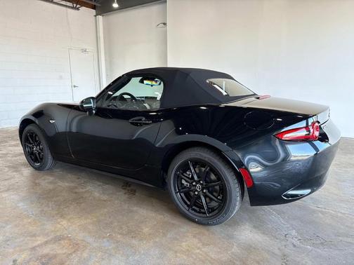 2025 Mazda MX-5 Miata Sport