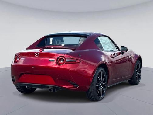 Soul Red Crystal Metallic 2026 Mazda MX-5 Miata Grand Touring
