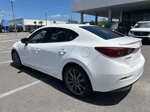 2018 Mazda Mazda3 Touring