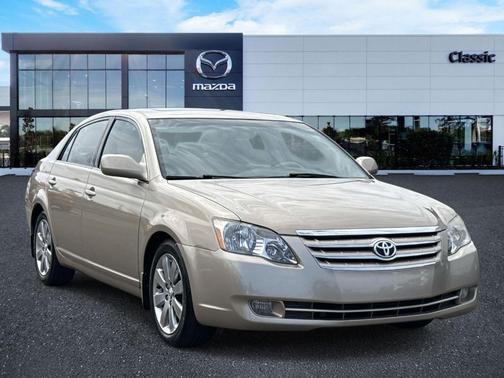 2005 Toyota Avalon 