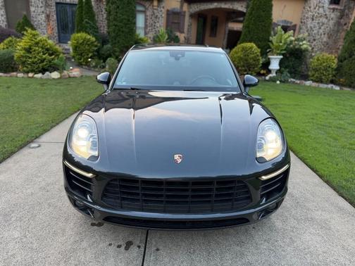 2018 Porsche Macan S