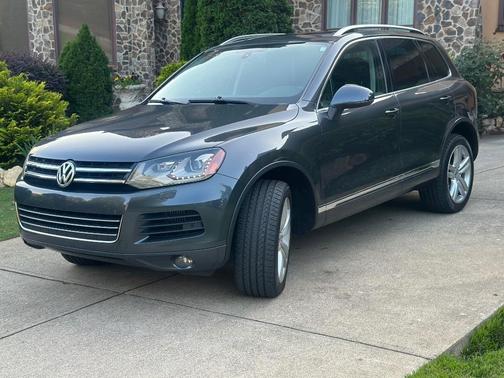 Gray 2013 Volkswagen Touareg Executive