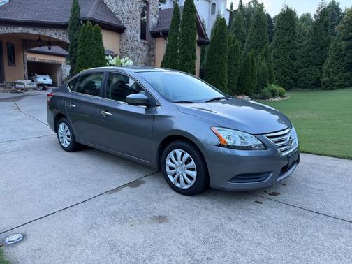 Gun Metallic 2015 Nissan Sentra SV