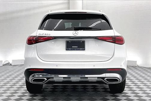 2025 Mercedes-Benz GLC 300 Base