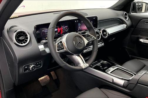 2026 Mercedes-Benz GLB 250 Base