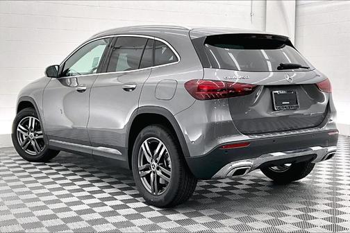 2026 Mercedes-Benz GLA 250 Base