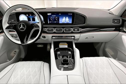 2025 Mercedes-Benz Maybach GLS 600 4MATIC