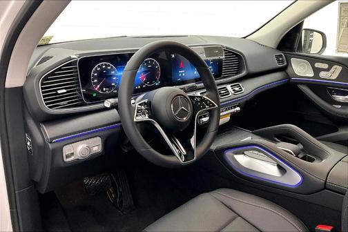 Polar White 2026 Mercedes-Benz GLE 450 4MATIC