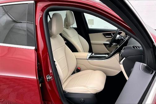 2026 Mercedes-Benz GLC 300 Base