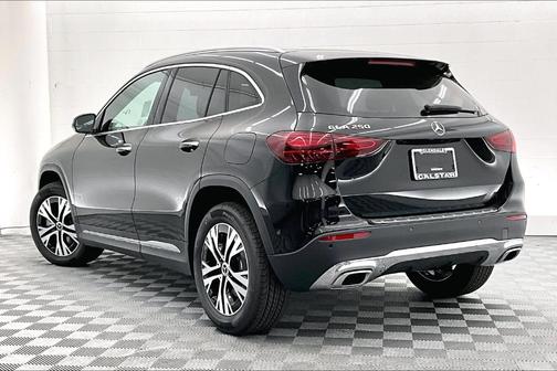 2025 Mercedes-Benz GLA 250 Base