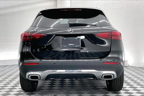 2025 Mercedes-Benz GLA 250 Base