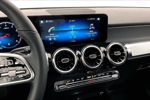 2022 Mercedes-Benz GLB 250 Base