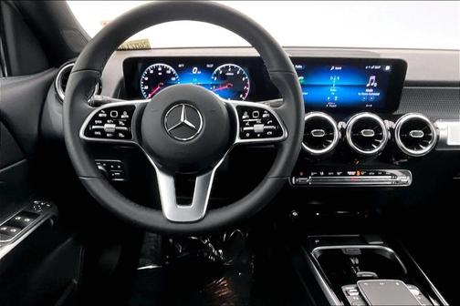 2022 Mercedes-Benz GLB 250 Base