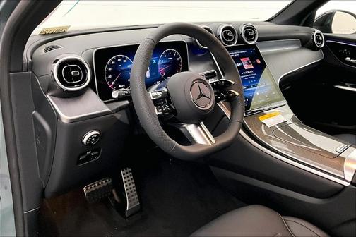 2025 Mercedes-Benz GLC 300 Base