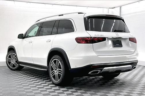 2026 Mercedes-Benz GLS 450 4MATIC