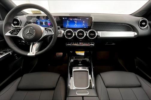2026 Mercedes-Benz GLB 250 Base