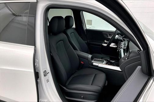 2026 Mercedes-Benz GLB 250 Base